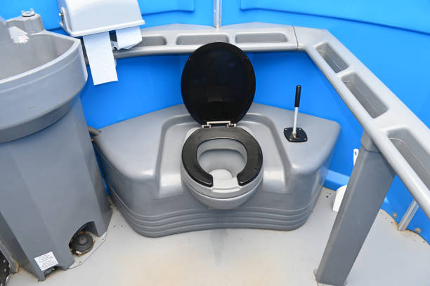 Best Portable restroom trailer rental  in Vienna Bend, LA